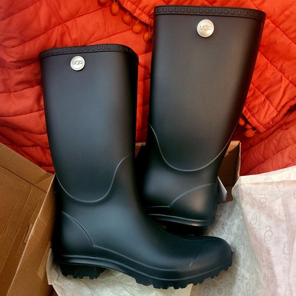 Ugg Shoes - New with box Ugg rain boots
